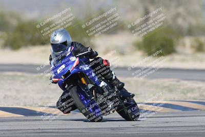 media/Jan-15-2026-Racers Edge (Thu) [[dfebeb70ab]]/3-B Group/Session 4 (Turn 5)/